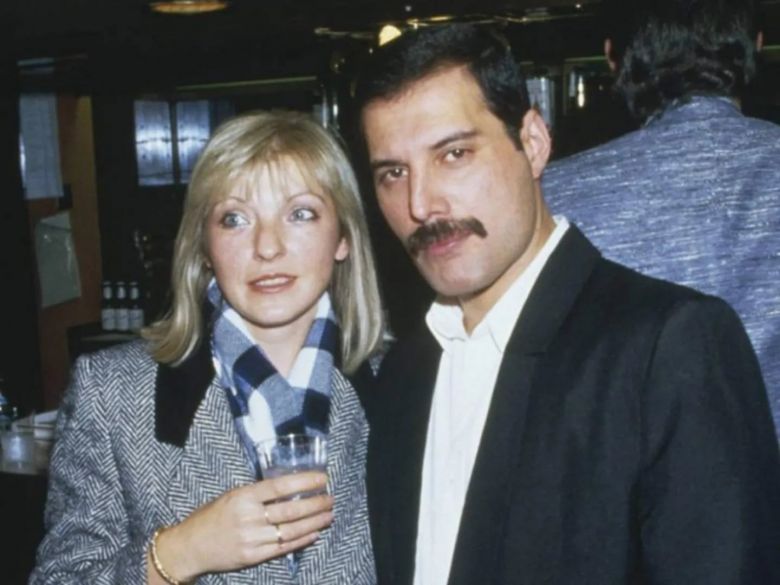 La mansión de Freddie Mercury sale a la venta en más de 35 millones de euros